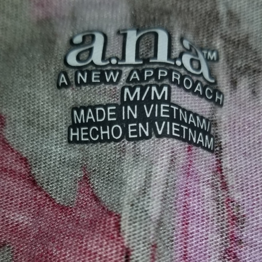 A.n.a m - Picture 3 of 3